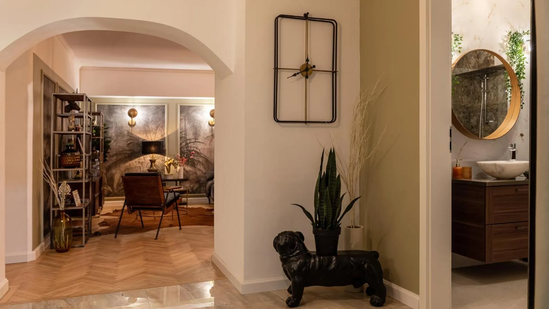 Bagheera And Mowgli Apartment Bucharest