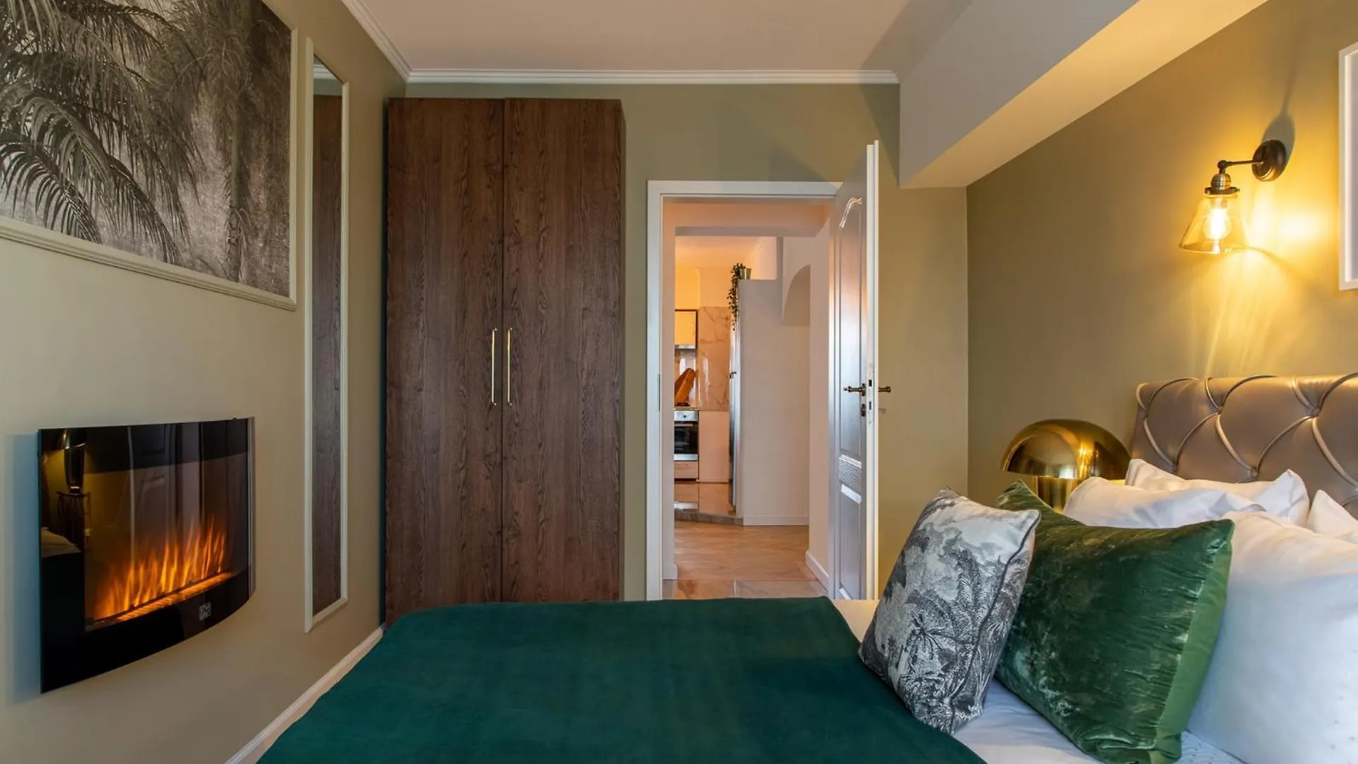 Bagheera And Mowgli Apartment Bucharest